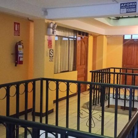 Hospedaje Santa Cruz II Sicuani Extérieur photo